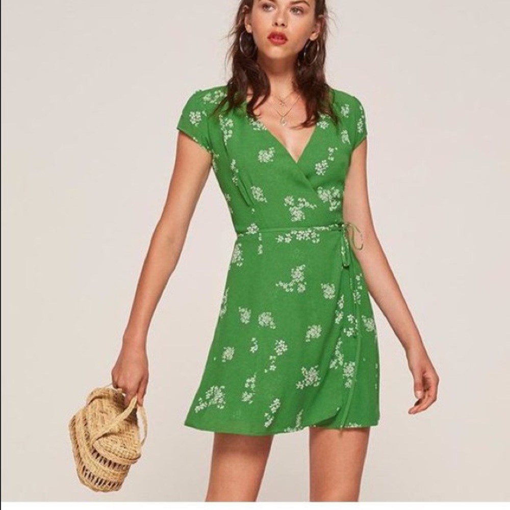 Reformation Oyster Dress size Small Petite